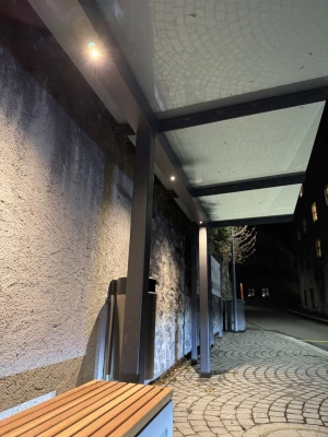 Schutzdach Bushaltestelle