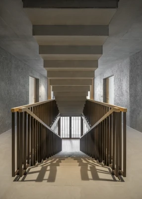 Treppengeländer mit Holzhandlauf